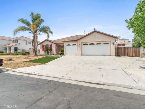 19434 Eldorado, Perris, CA 92570