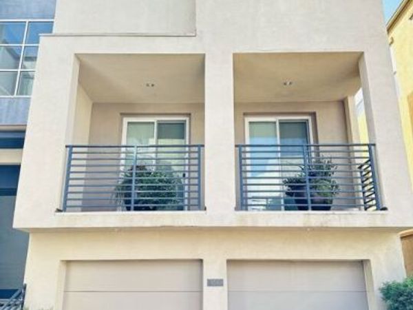 6581 Seabluff Drive, Unit 11, Playa Vista, CA 90094