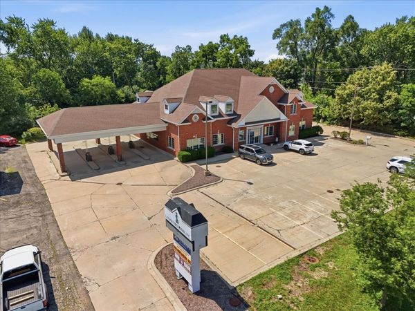 41412 N Il Route 83 , Antioch, IL 60002