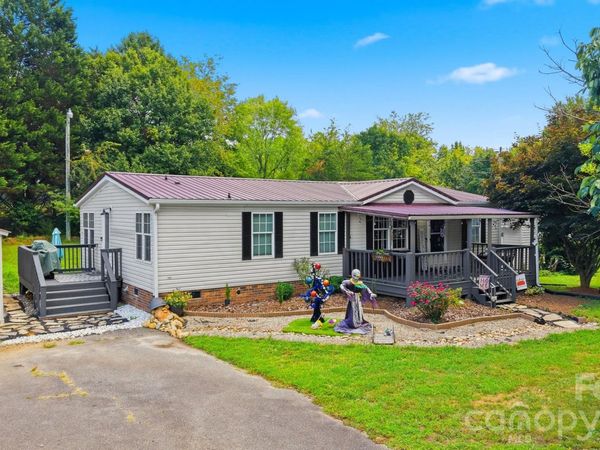 3627 Beachtree Drive, Hudson, NC 28638