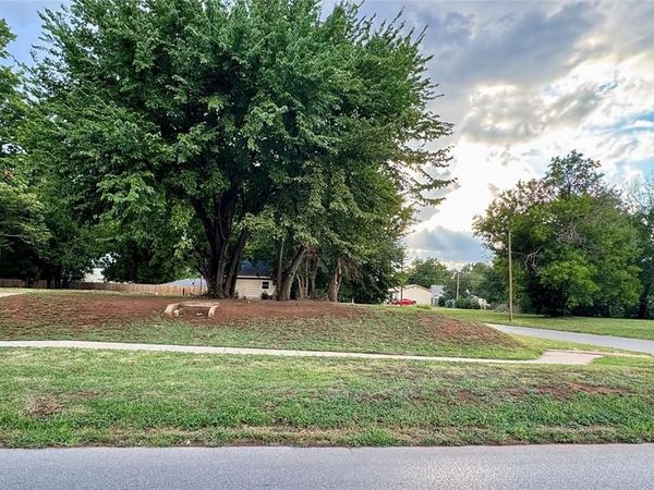 0000 S 1st Street, Chickasha, OK 73018