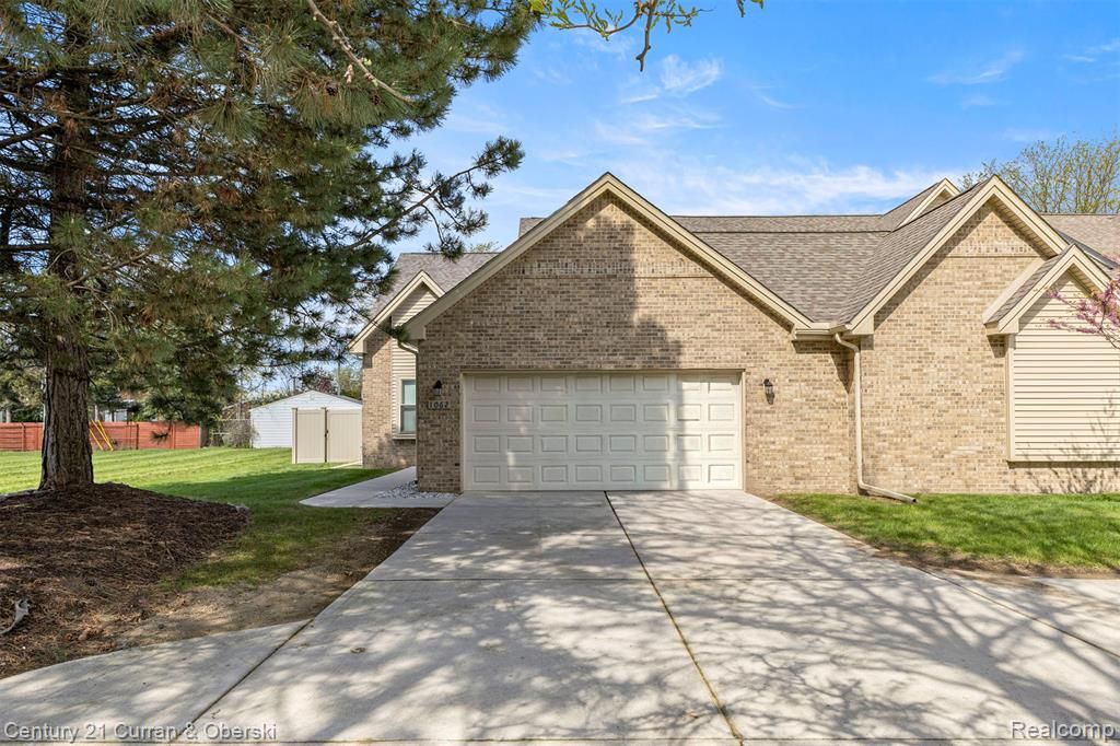 1062 Biddle Avenue, Wyandotte, MI 48192 Main Photo
