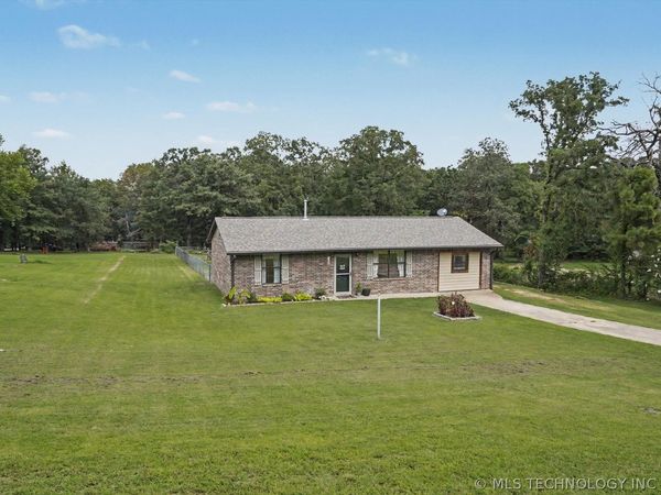 2933 Hickory Bluff Road, Sapulpa, OK 74066