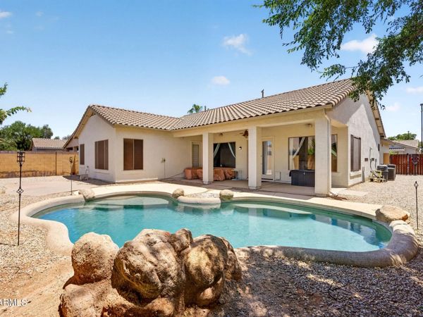 3282 E LOWELL Avenue, Gilbert, AZ 85297