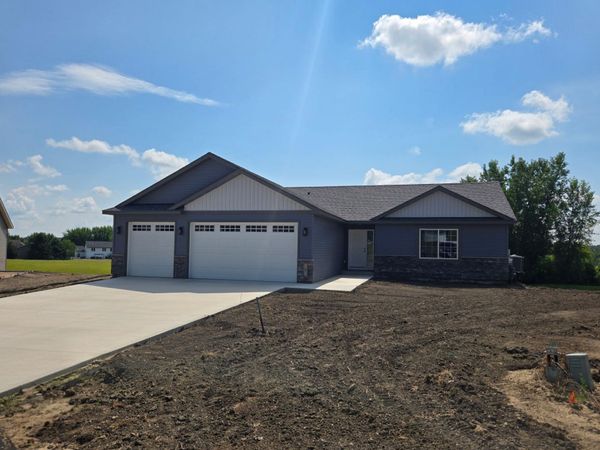 3 Marie Circle, Elysian, MN 56028