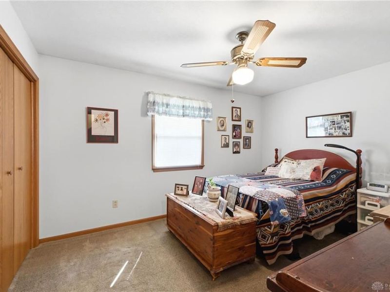819 Spring Lake Circle, Enon Vlg, OH 45323 Photo 18