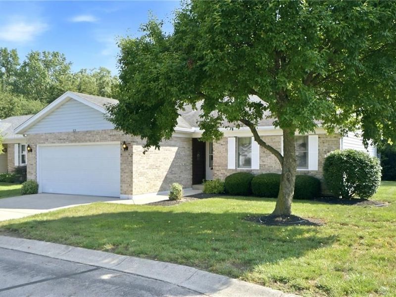 819 Spring Lake Circle, Enon Vlg, OH 45323 Photo 2