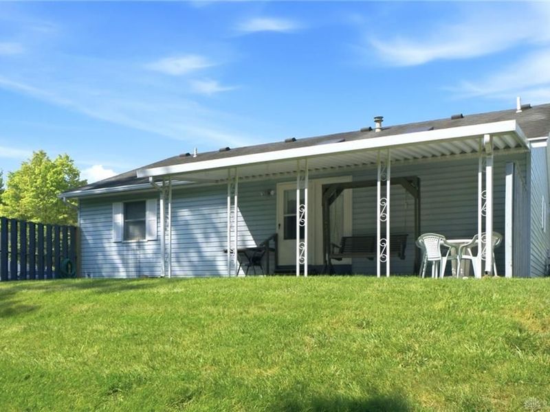 819 Spring Lake Circle, Enon Vlg, OH 45323 Photo 27