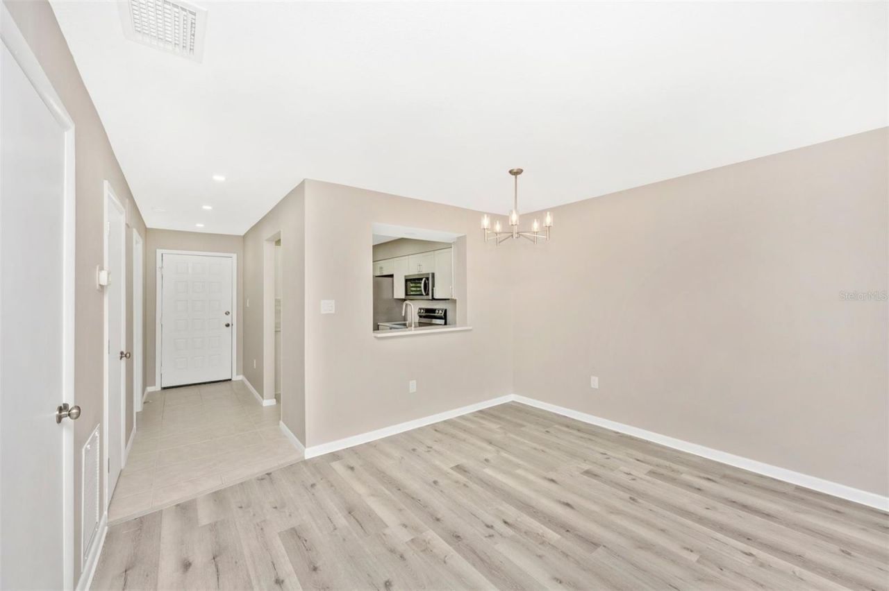 5178 Lake Village Drive, Unit 86, Sarasota, FL 34235 Photo