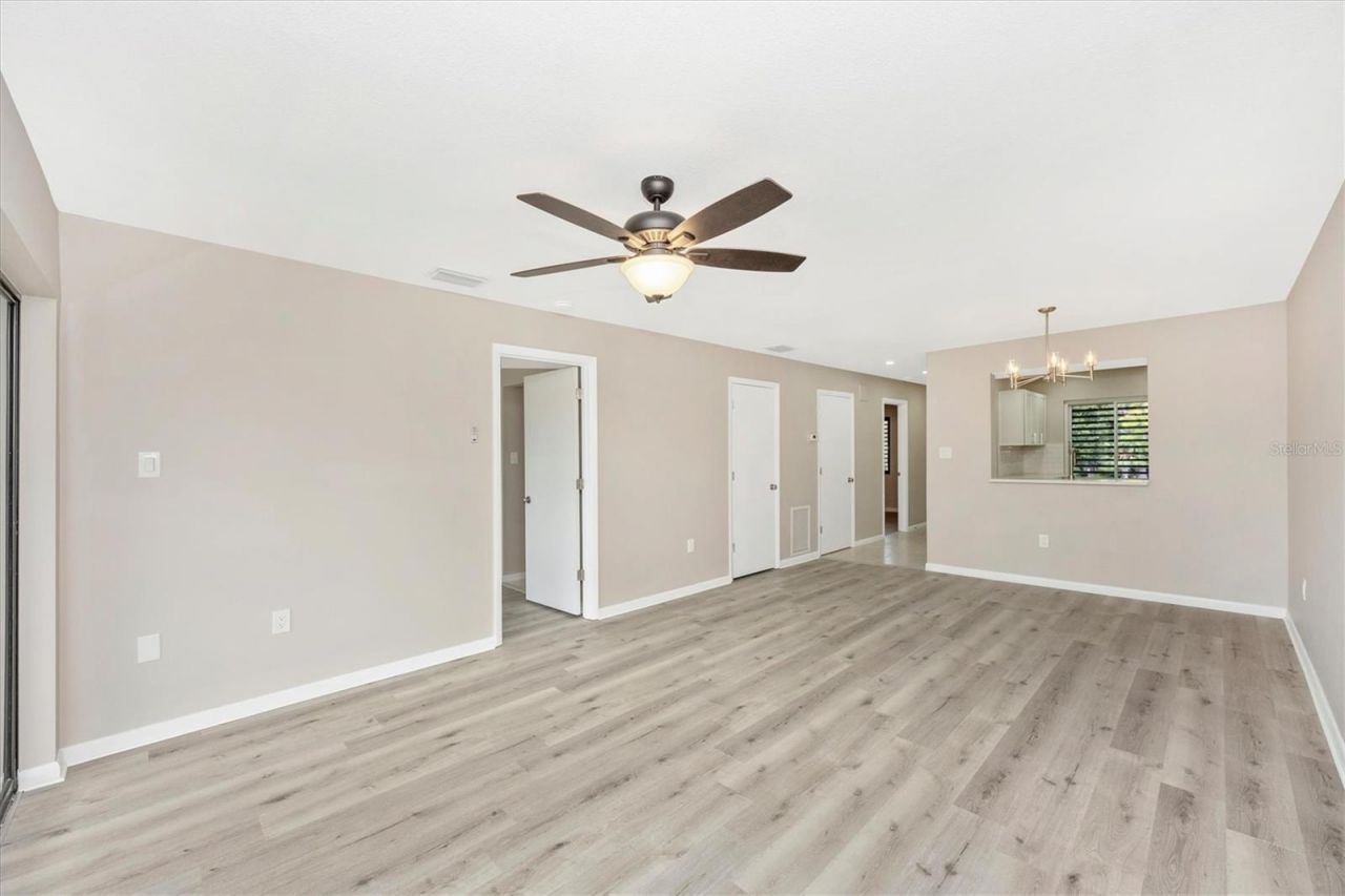 5178 Lake Village Drive, Unit 86, Sarasota, FL 34235 Photo