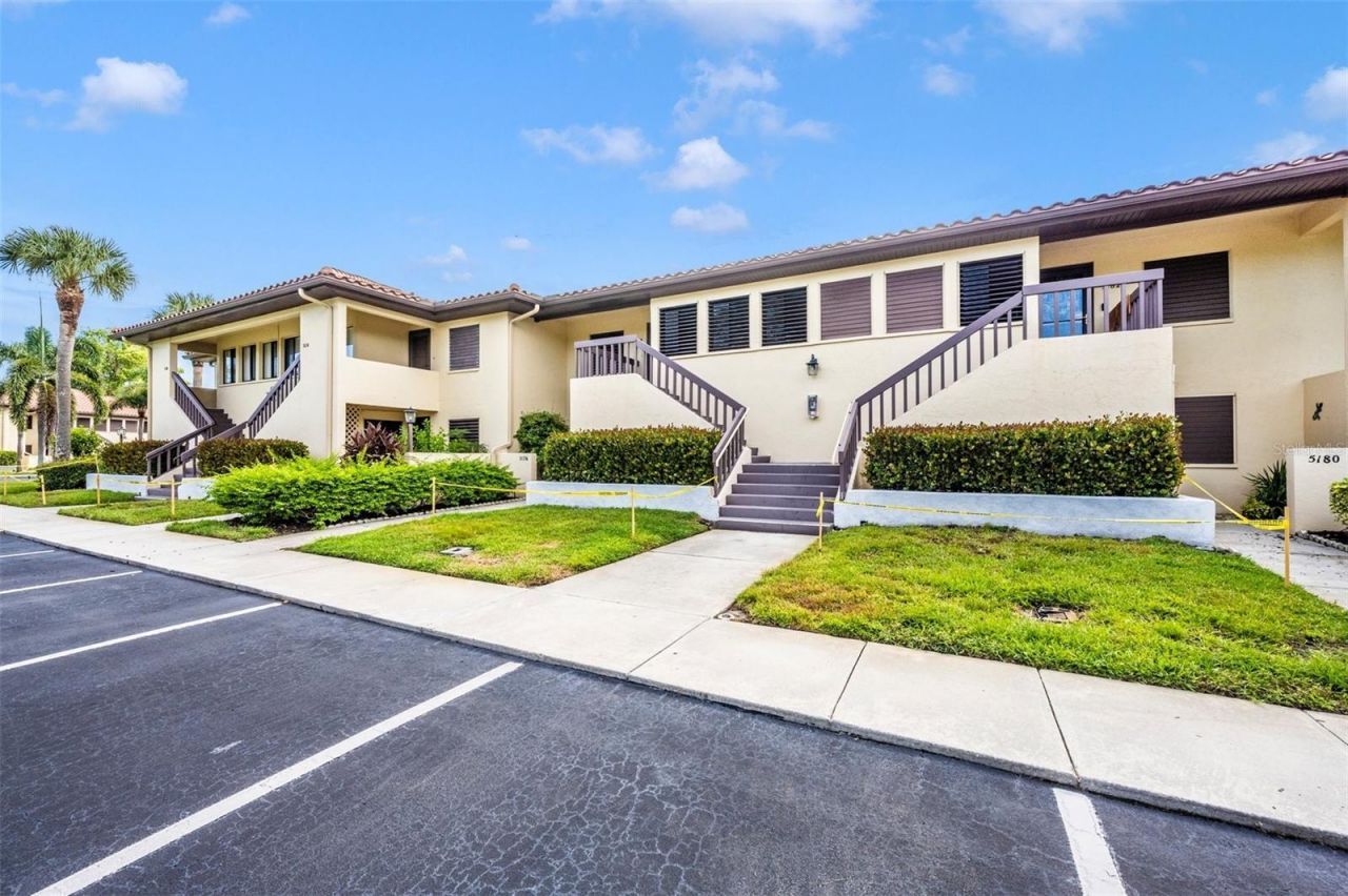 5178 Lake Village Drive, Unit 86, Sarasota, FL 34235 Photo