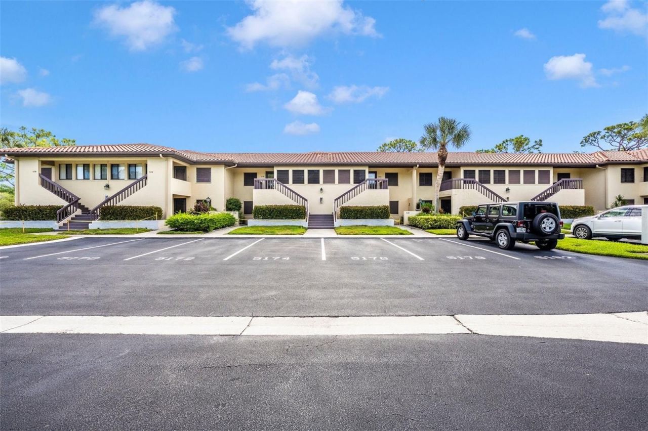 5178 Lake Village Drive, Unit 86, Sarasota, FL 34235 Photo