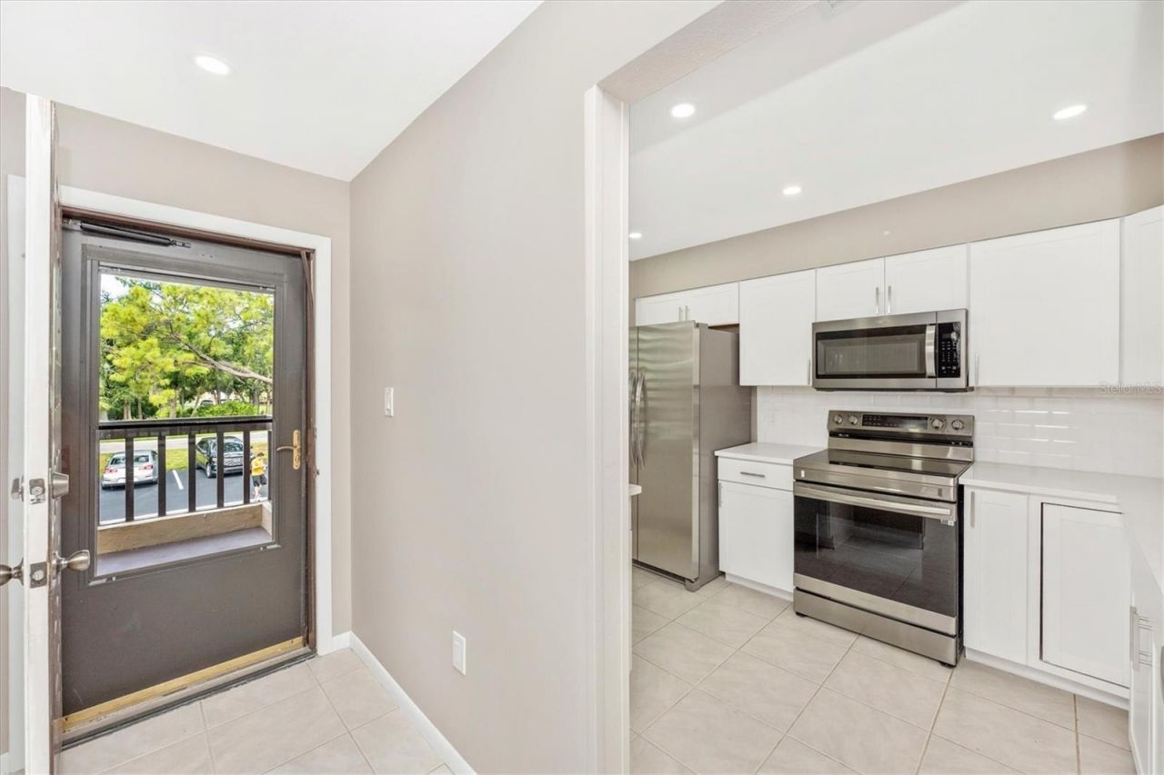 5178 Lake Village Drive, Unit 86, Sarasota, FL 34235 Photo