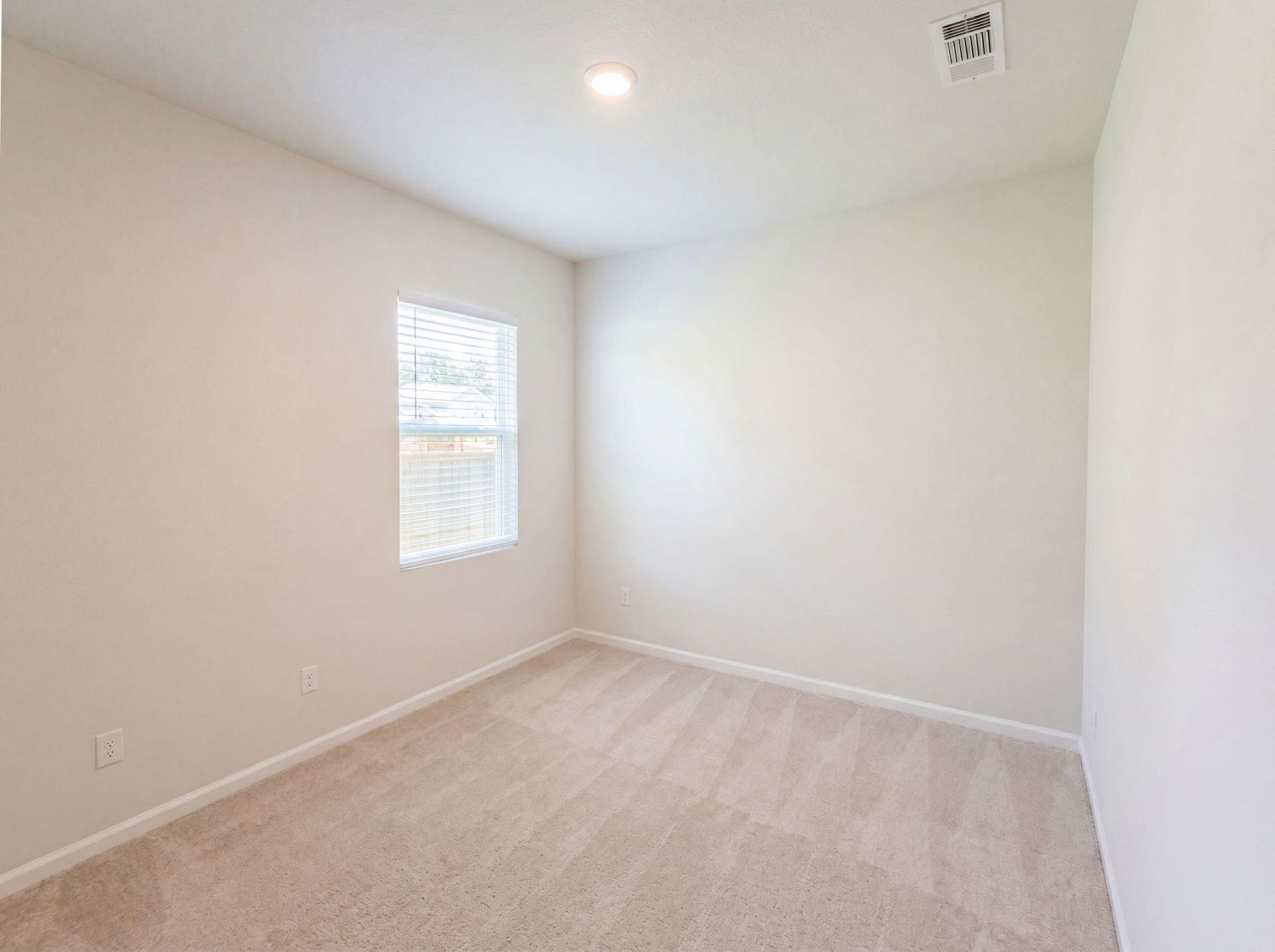 616 Fisher Lane Photo 12