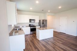 616 Fisher Lane photo 4