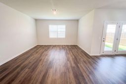 616 Fisher Lane photo 4