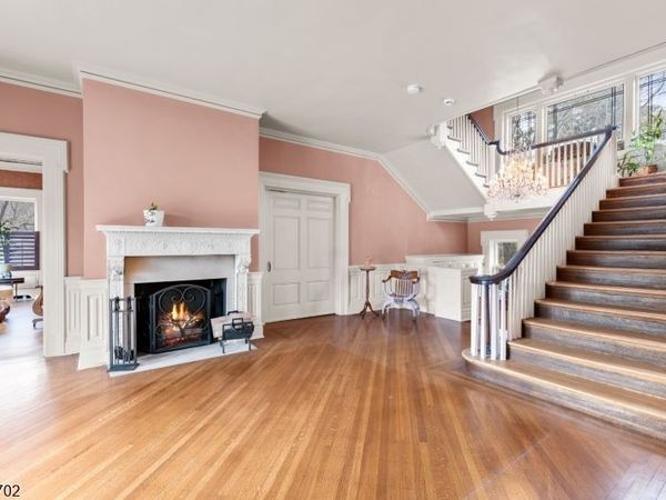90 Gregory Ave, West Orange, NJ 07052
