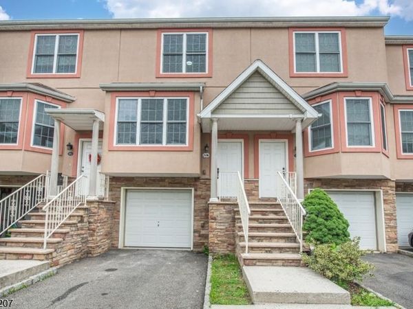 24 Van Pelt Pl, Little Falls, NJ 07424