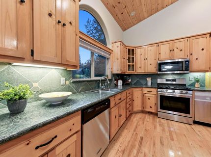 15071 Skislope Way, Truckee, CA 96161 Photo