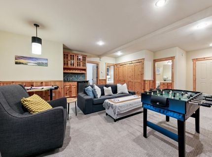 15071 Skislope Way, Truckee, CA 96161 Photo