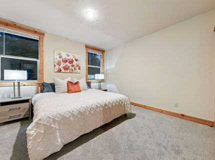 15071 Skislope Way, Truckee, CA 96161 Photo