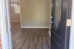 2104 New Hope Dr photo 4