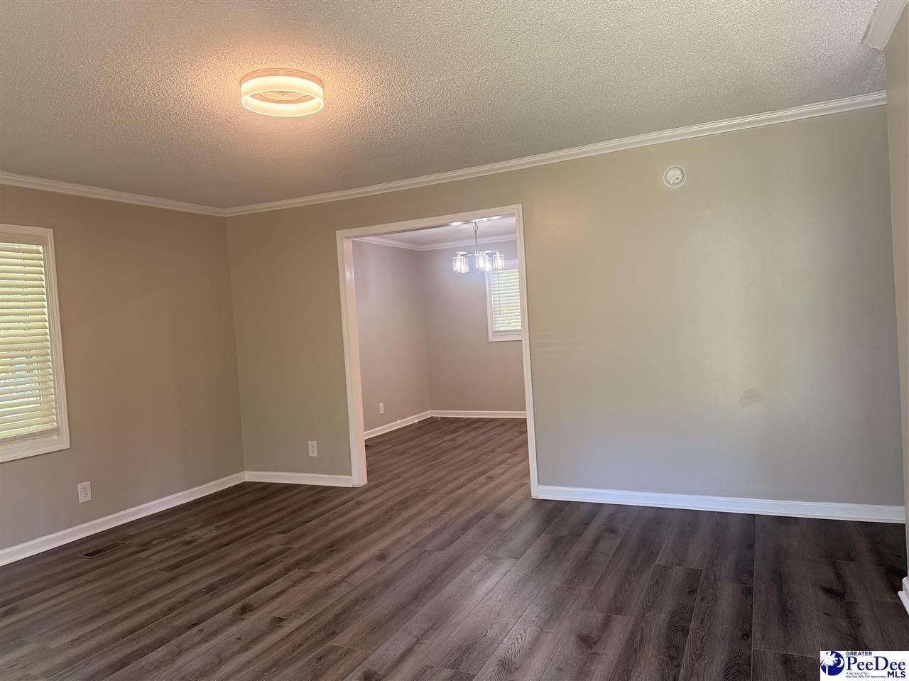 2104 New Hope Dr Photo 4
