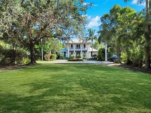 760 1st AVE N, NAPLES, FL 34102