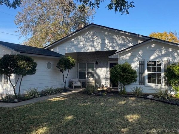 124 N Sunset Drive, Madill, OK 73446