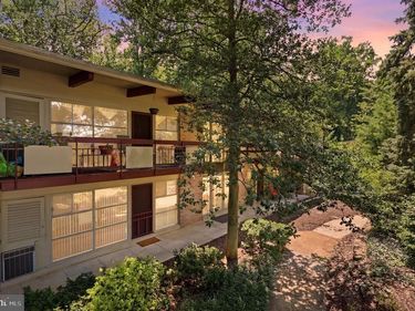 4203 AMERICANA DRIVE, Unit 101, ANNANDALE, VA 22003