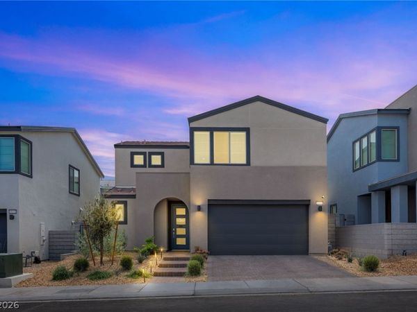 10449 Smokey Mariposa Avenue , Las Vegas, NV 89166