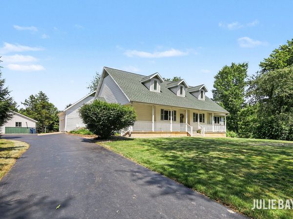 6202 Black Creek Drive, Middleville, MI 49333