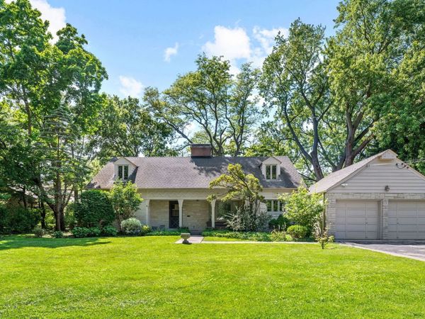 Winnetka, IL 60093