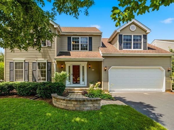 2920 Compton Road , Aurora, IL 60504