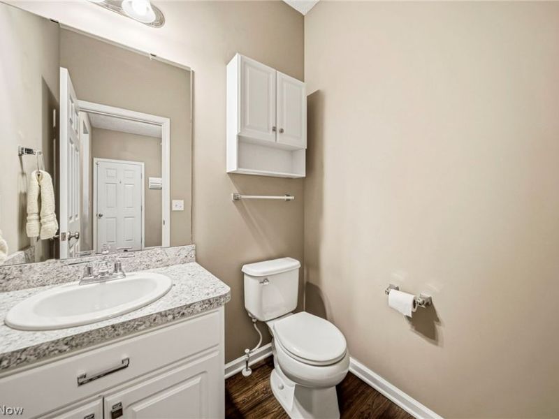 12169 Edgehill Oval, Strongsville, OH 44149 Photo 12