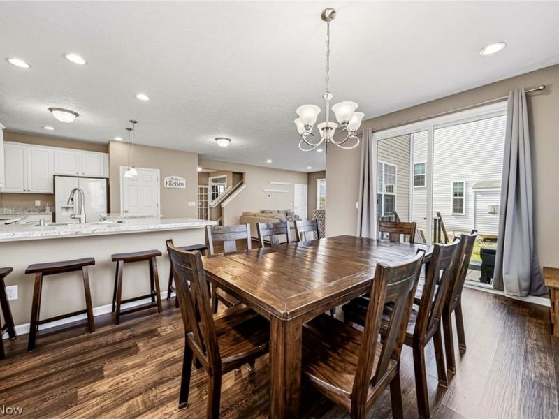 12169 Edgehill Oval, Strongsville, OH 44149 Photo 17