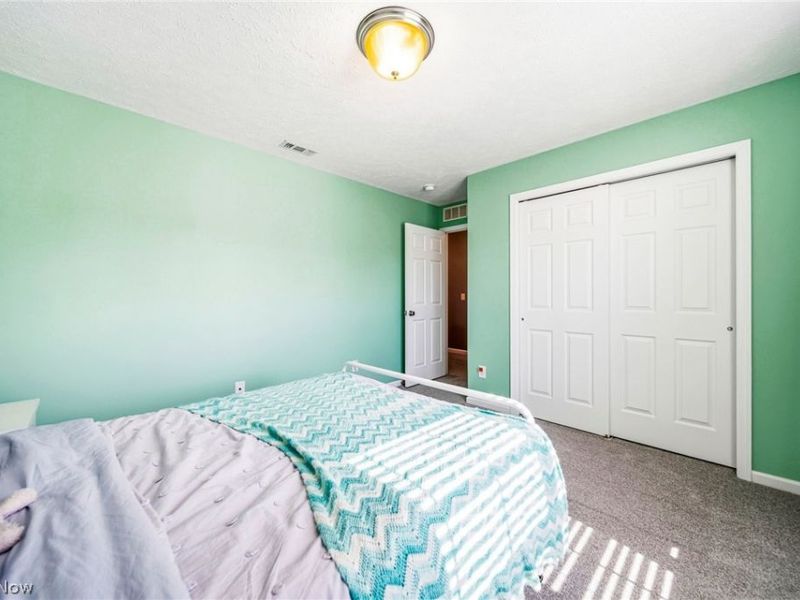 12169 Edgehill Oval, Strongsville, OH 44149 Photo 23