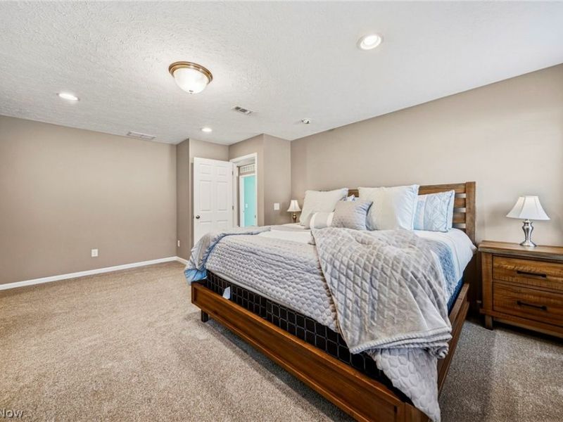 12169 Edgehill Oval, Strongsville, OH 44149 Photo 26