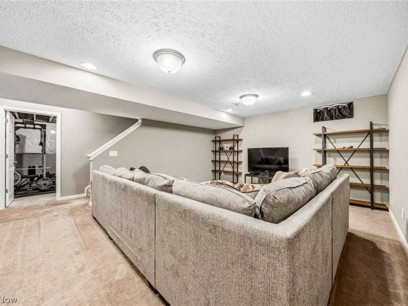 12169 Edgehill Oval, Strongsville, OH 44149 Photo 34