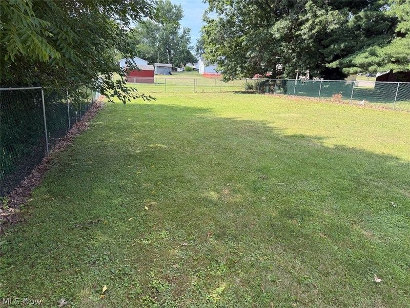3815 Hazelbrook Street SW, Massillon, OH 44646 Photo 3