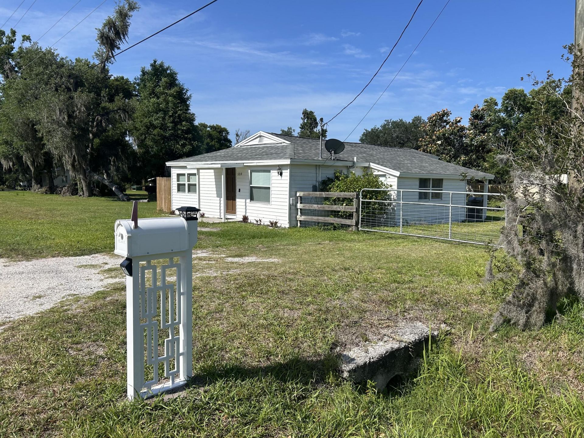 5219 N County Road 663, Bowling Green, FL 33834 Photo