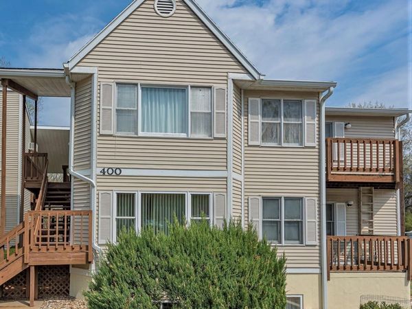 701 E Lowe Avenue, Fairfield, IA 52556
