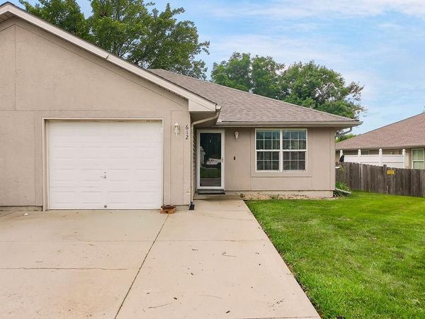612 MCKENNA Street, Louisburg, KS 66053