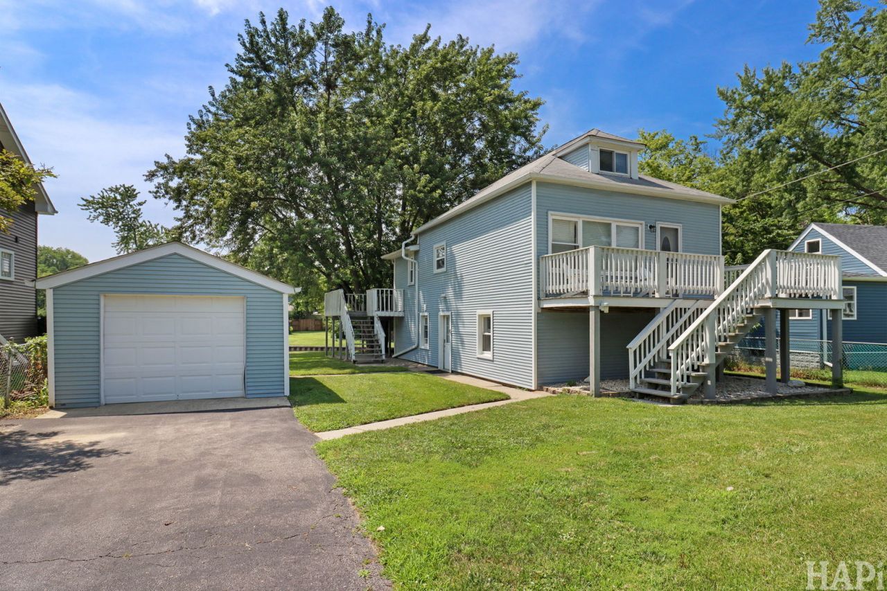 42066 N Lotus Avenue , Antioch, IL 60002