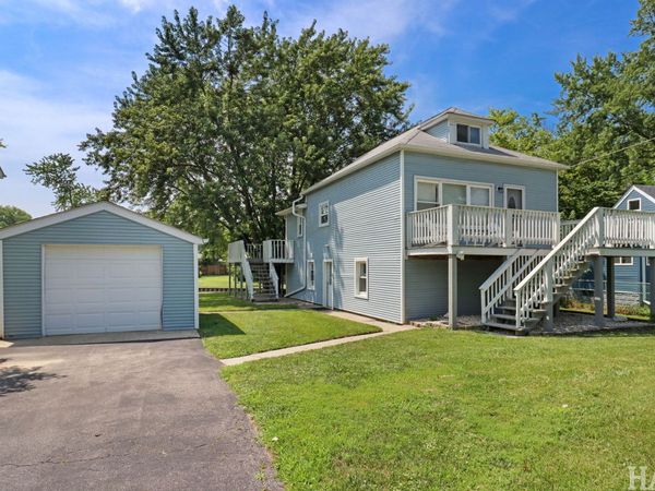 42066 N Lotus Avenue , Antioch, IL 60002