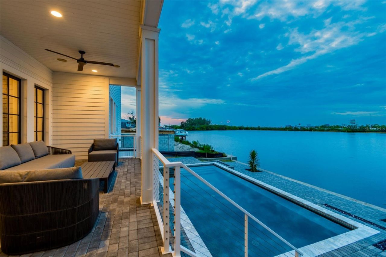 5811 Mariner Street, Tampa, FL 33609 Photo