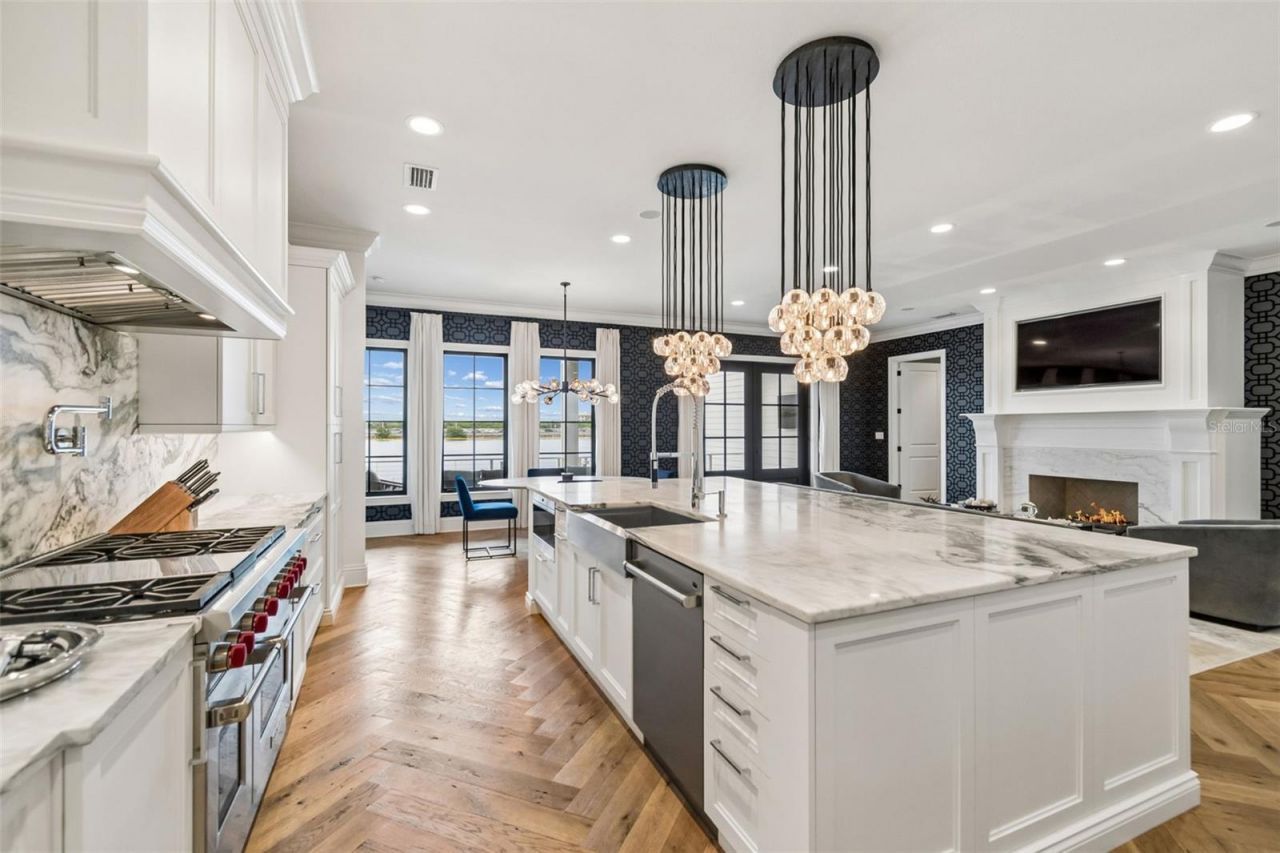 5811 Mariner Street, Tampa, FL 33609 Photo
