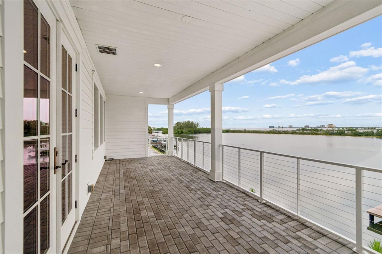 5811 Mariner Street, Tampa, FL 33609 Photo