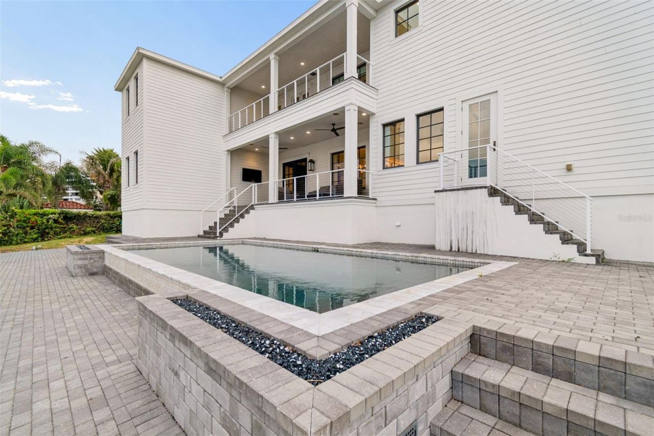 5811 Mariner Street, Tampa, FL 33609 Photo