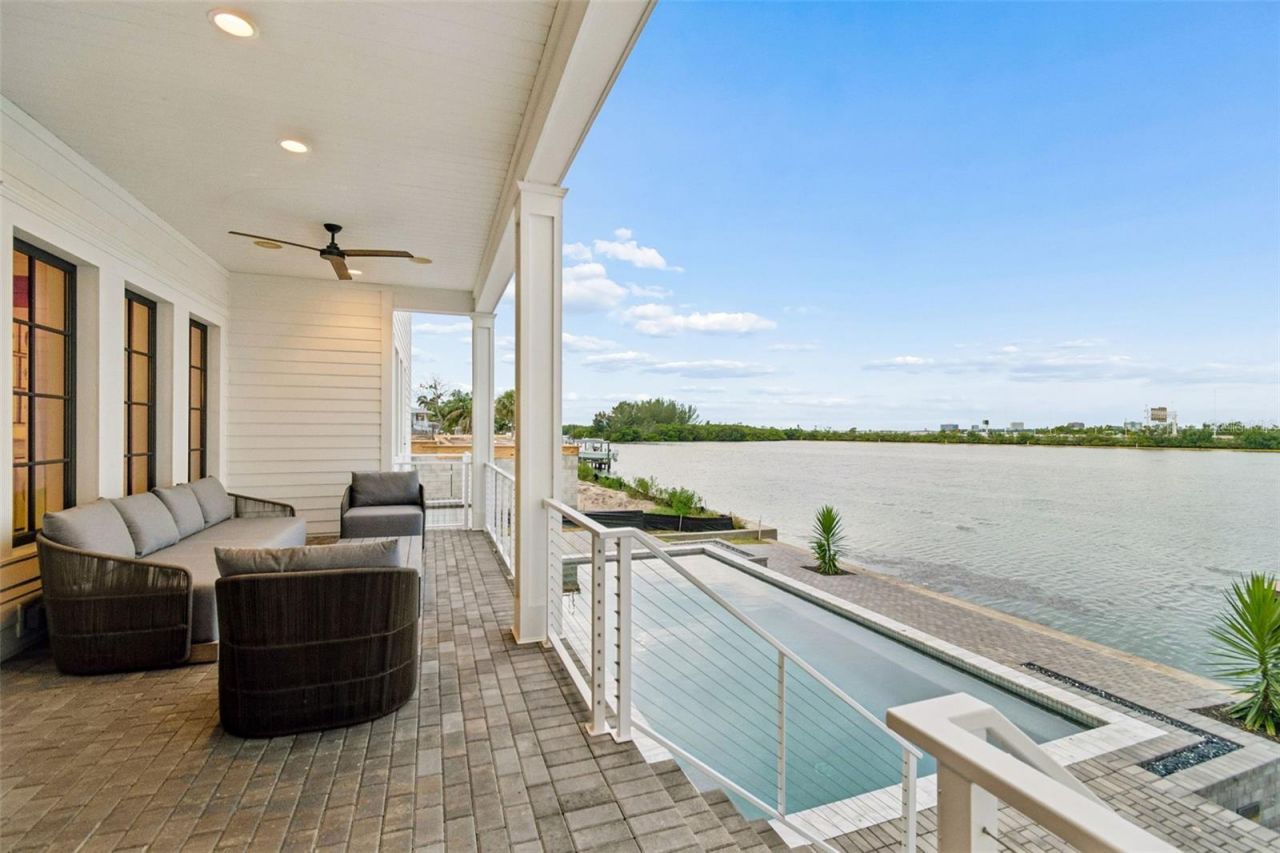 5811 Mariner Street, Tampa, FL 33609 Photo